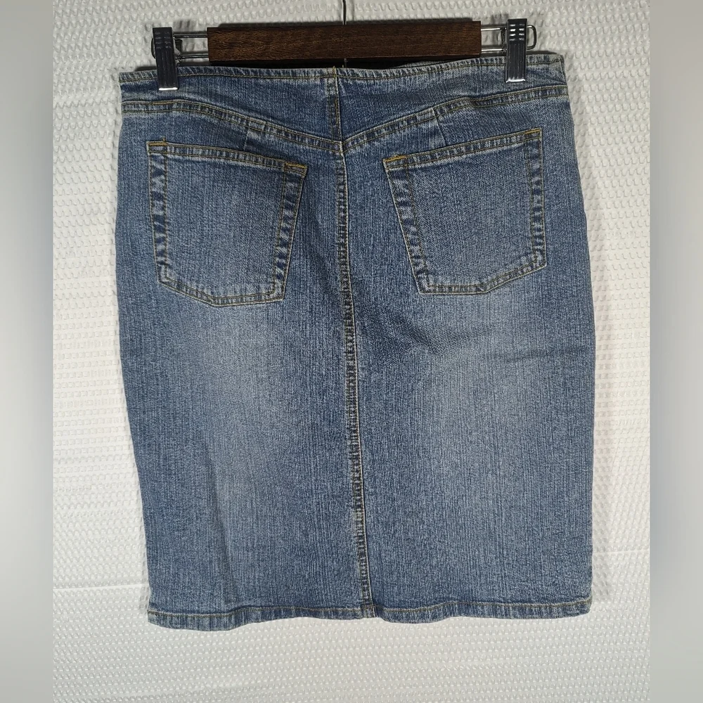 Old Navy stretch jeans skirt knee length size 6